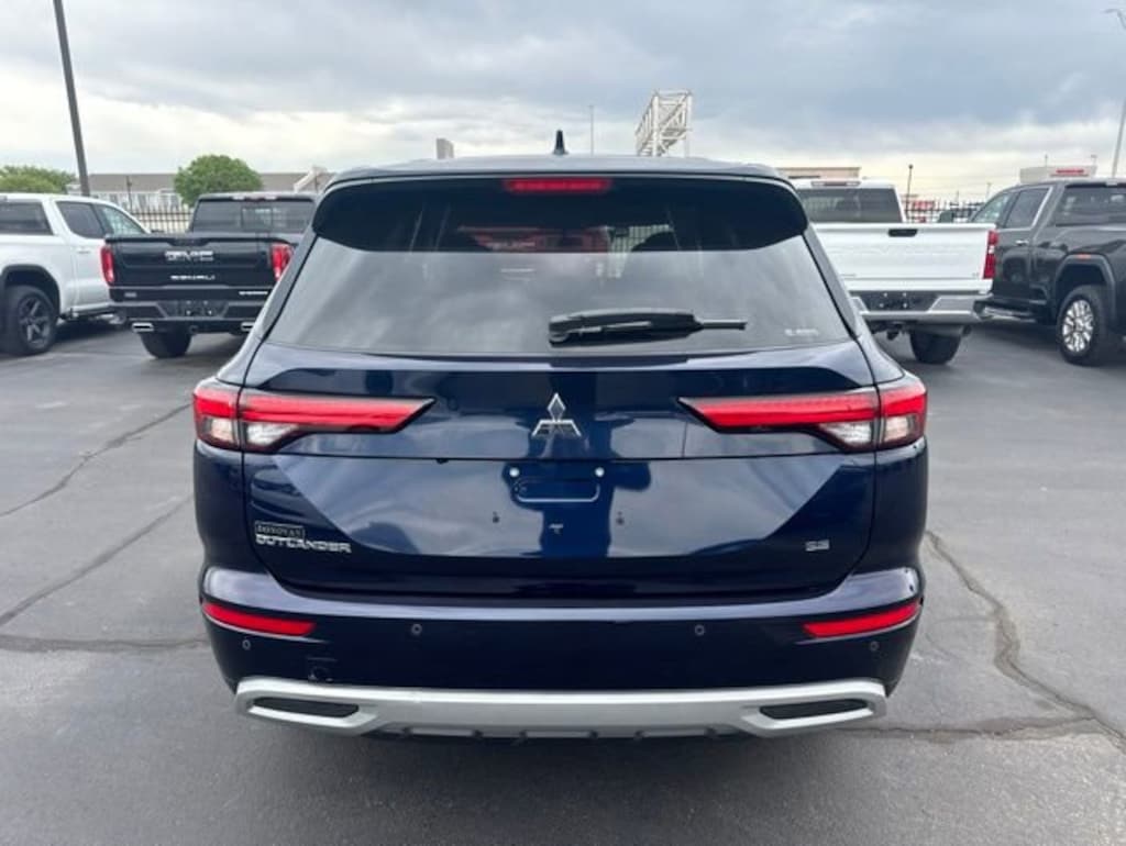 Used 2023 Mitsubishi Outlander SE SUV