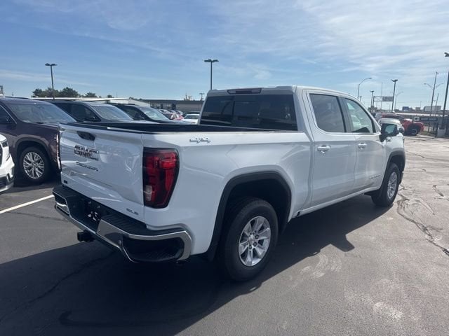 2026 GMC Sierra 1500 SLE - Photo 3