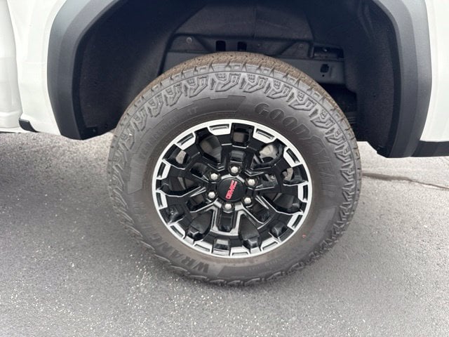 2026 GMC Canyon AT4 - Photo 20
