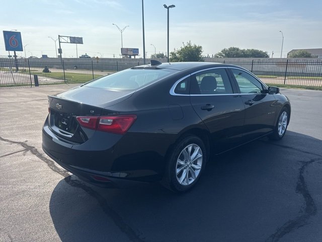 2024 Chevrolet Malibu 1LT photo 3