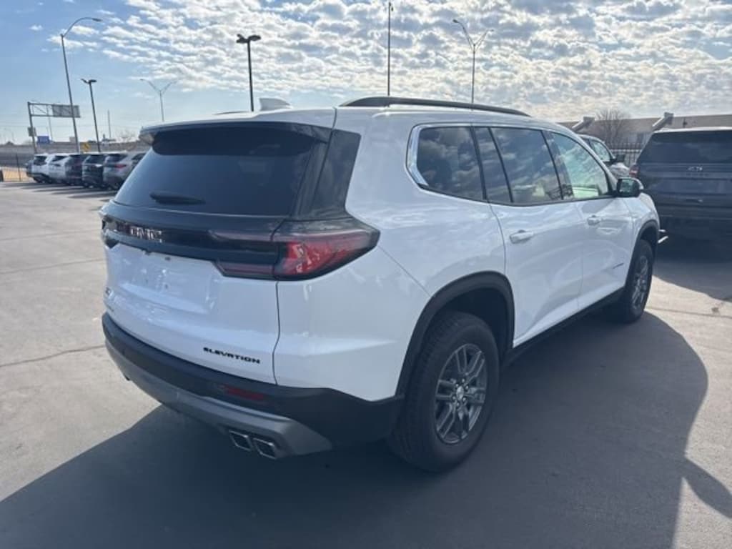 Used 2025 GMC Acadia Elevation SUV