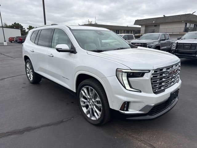 2024 GMC Acadia Denali AWD's photo