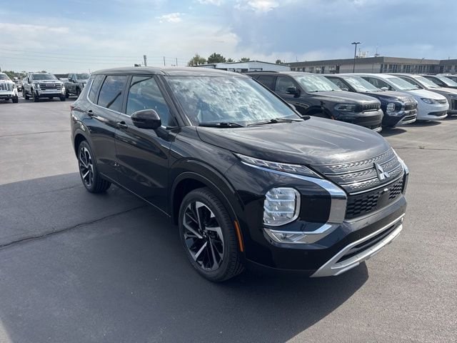 2024 Mitsubishi Outlander SE S-AWC's photo