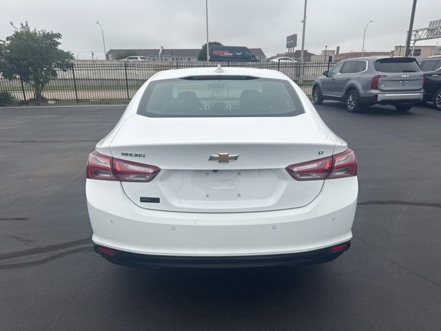 2024 Chevrolet Malibu Premier 2LT photo 4