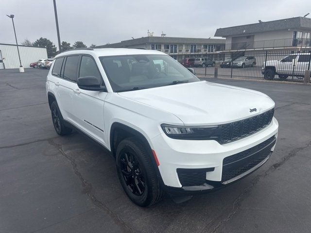 2024 Jeep Grand Cherokee L Altitude's photo