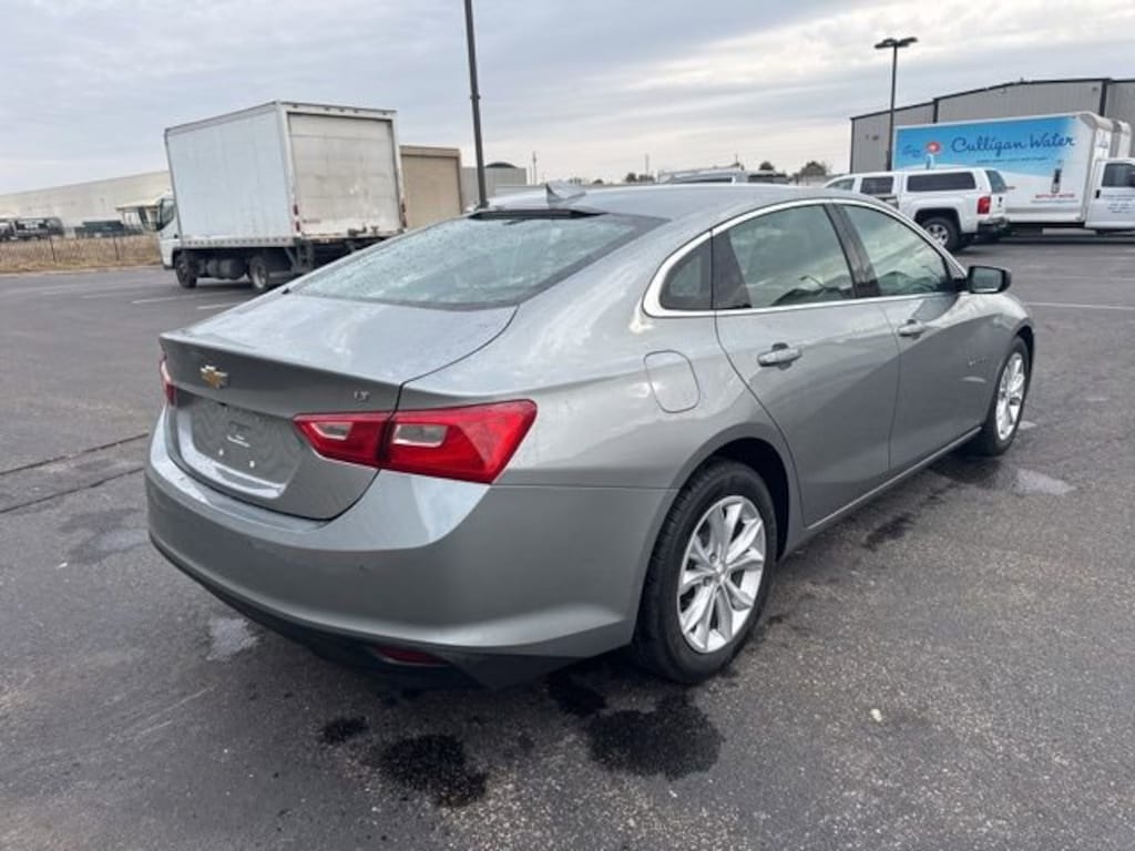 Used 2025 Chevrolet Malibu 1LT Sedan