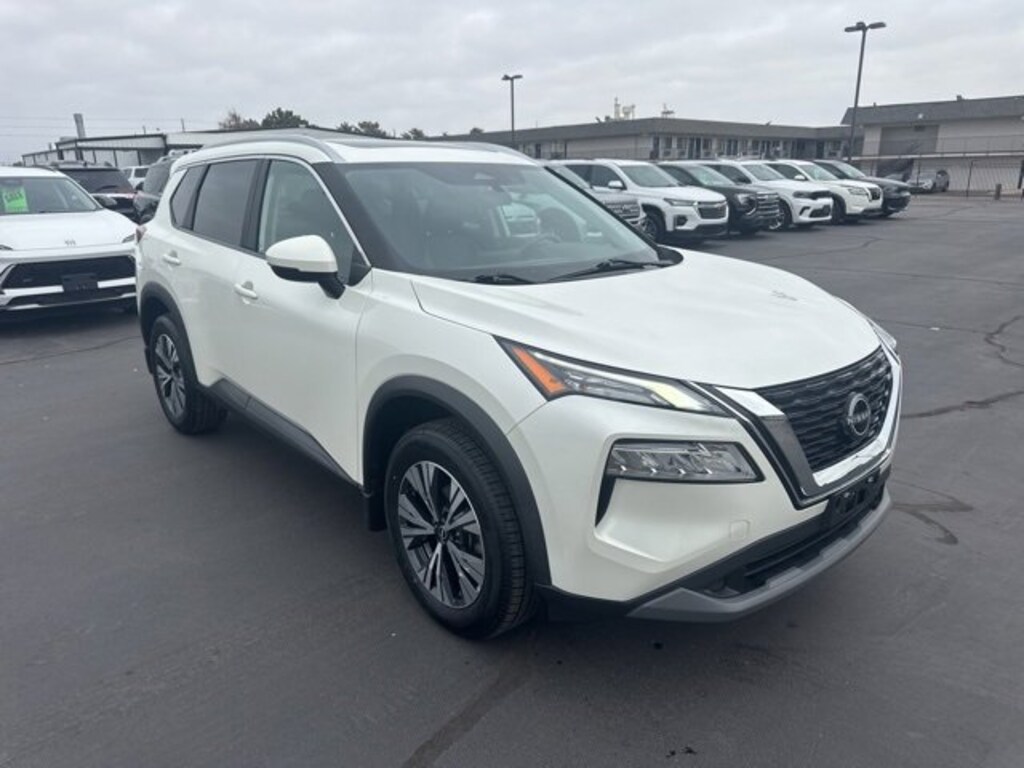 Used 2023 Nissan Rogue SV SUV