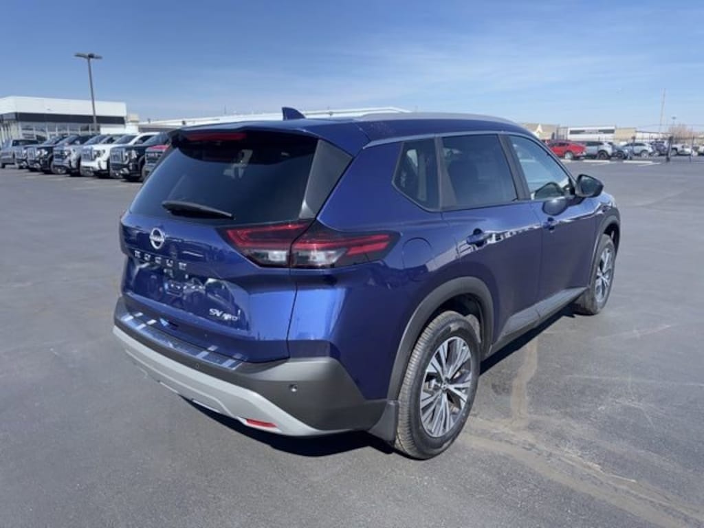 Used 2023 Nissan Rogue SV SUV