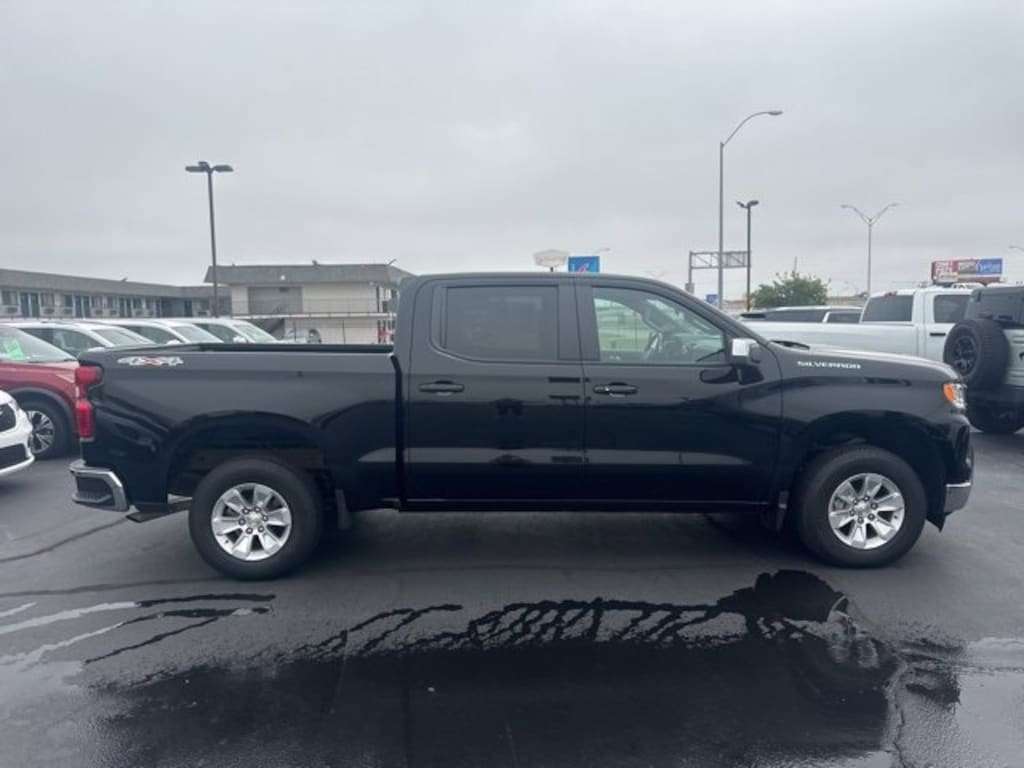 Used 2025 Chevrolet Silverado 1500 LT Truck Crew Cab
