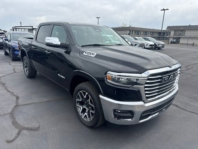 2025 RAM 1500 Laramie 4x4 Crew Cab 5'7's photo