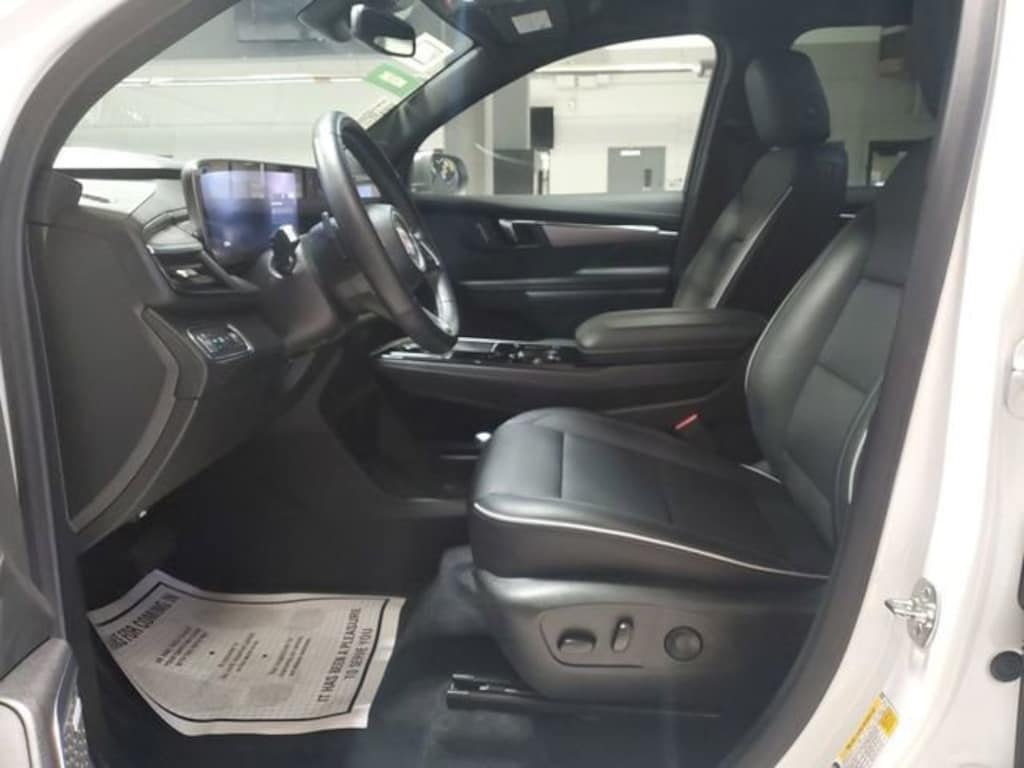 Used 2025 Buick Enclave Preferred SUV