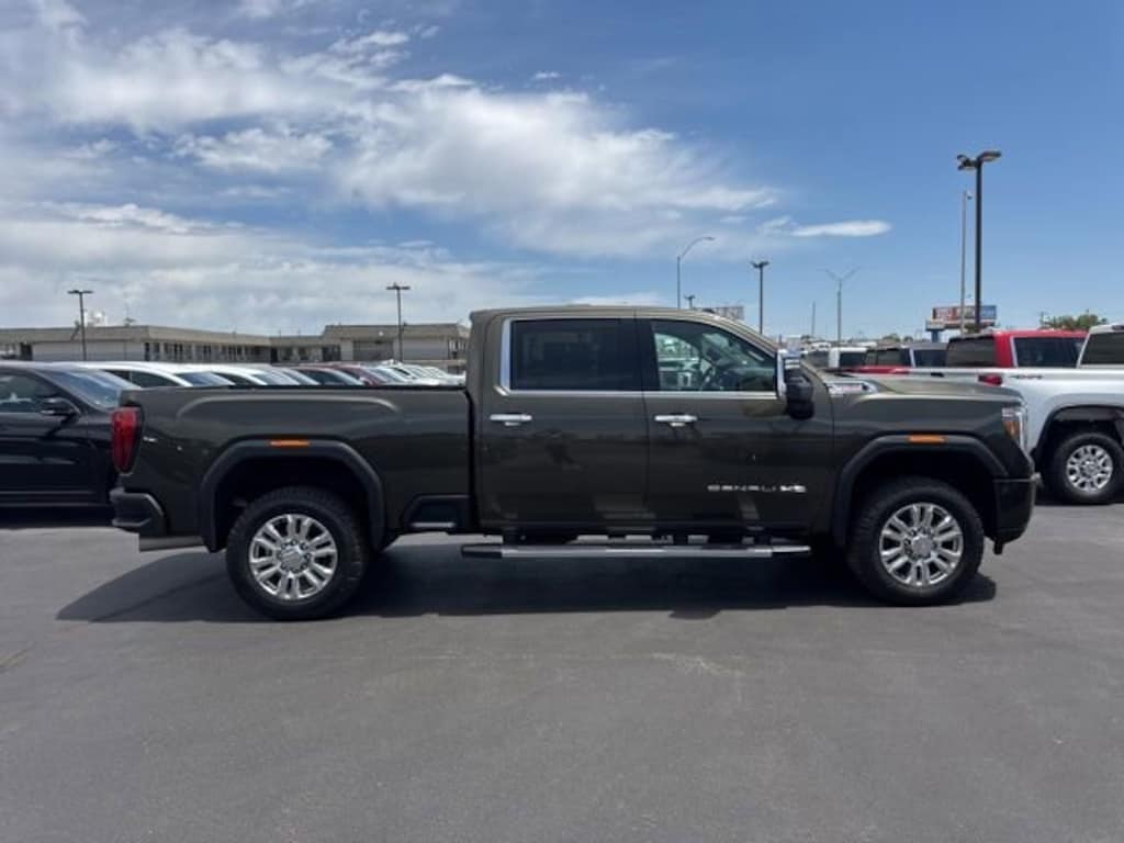 Used 2022 GMC Sierra 2500 HD Denali Truck Crew Cab