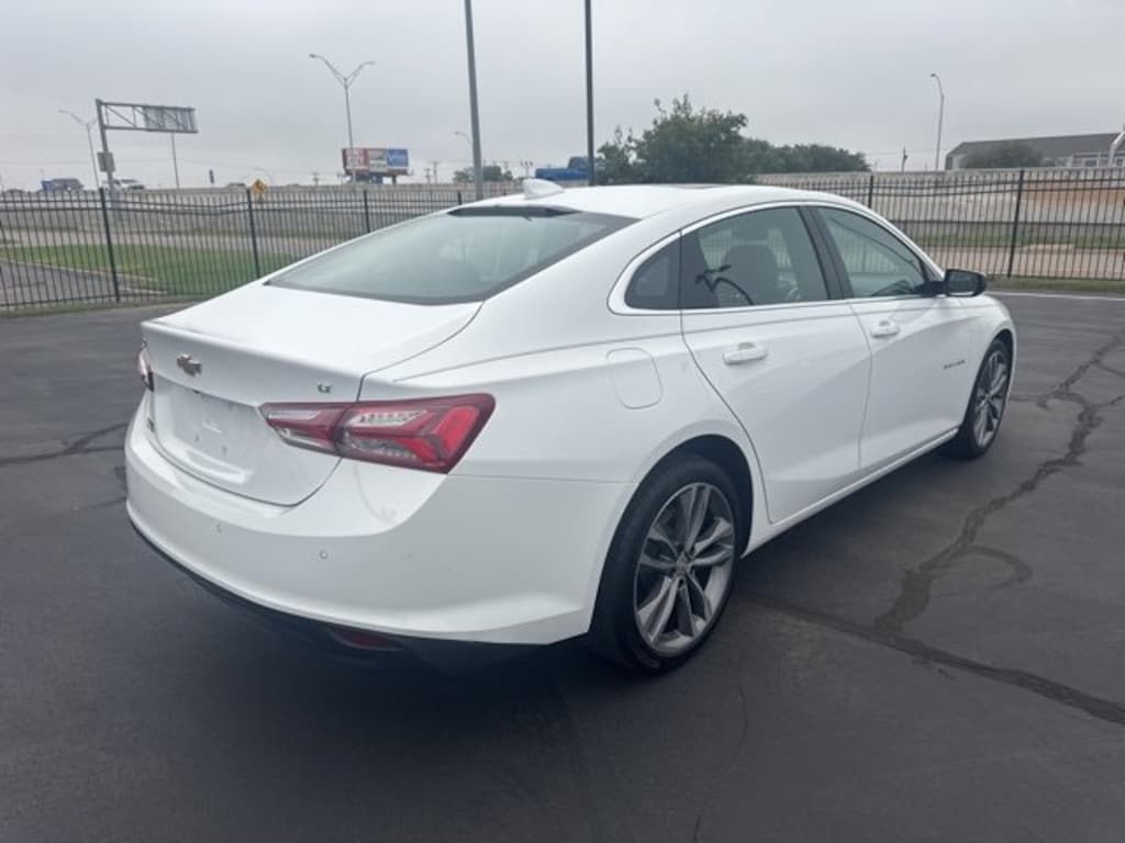 Used 2024 Chevrolet Malibu 2LT Sedan