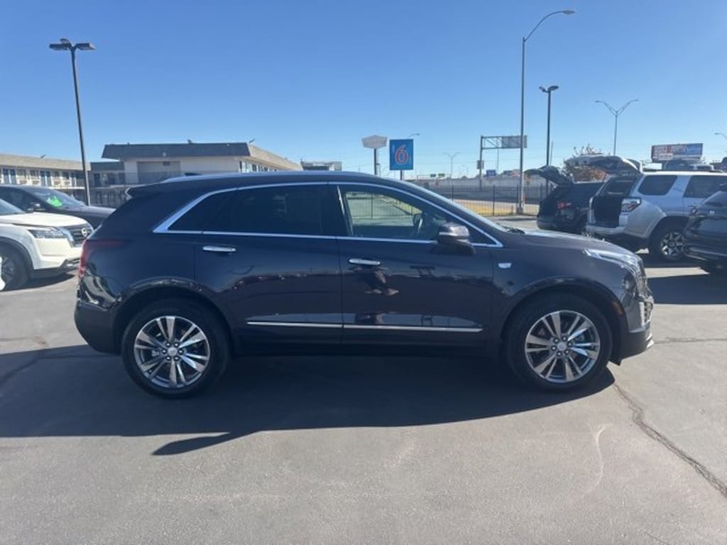Used 2025 CADILLAC XT5 Premium Luxury SUV