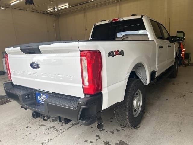 2026 Ford F-250 photo 4