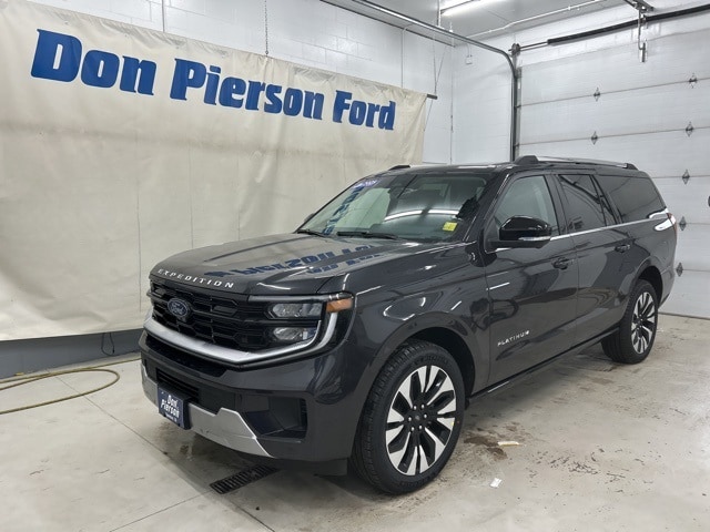 2025 Ford Expedition Platinum's photo