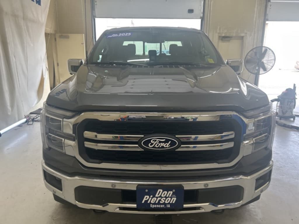 New 2025 Ford F-150 Lariat Truck SuperCrew Cab
