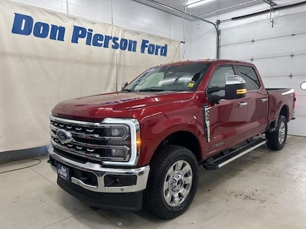 2026 Ford F-350SD Lariat Truck Crew Cab