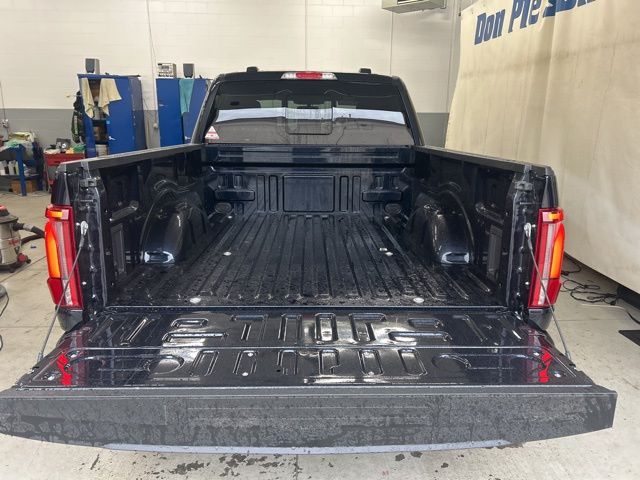 2026 Ford F-150 Lariat - Photo 6