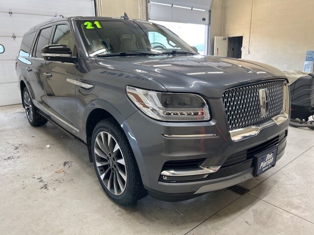 2021 Lincoln Navigator L Reserve photo 3