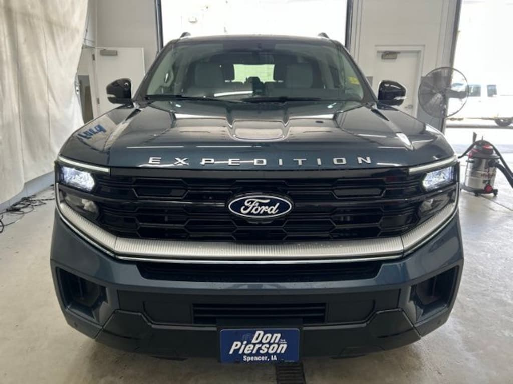 New 2027 Ford Expedition Platinum SUV