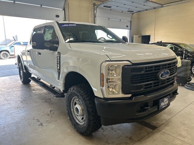 2026 Ford F-250 photo 3