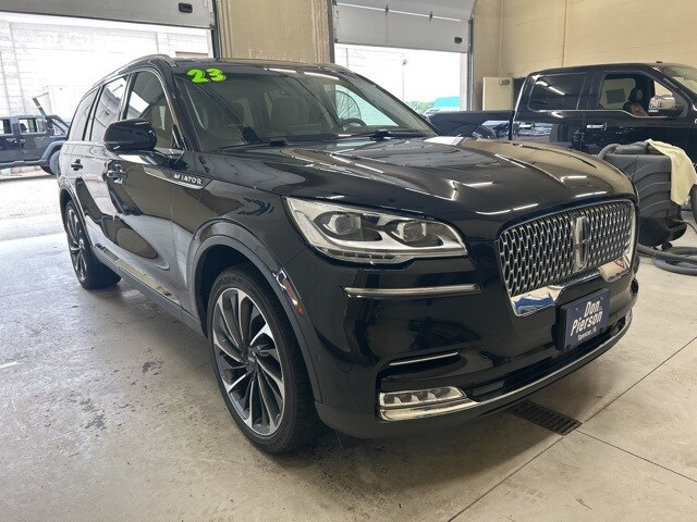 2023 Lincoln Aviator Reserve photo 3