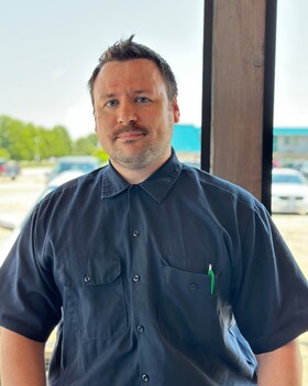Staff member Jeffrey Challand from 9e5f8ff8680d