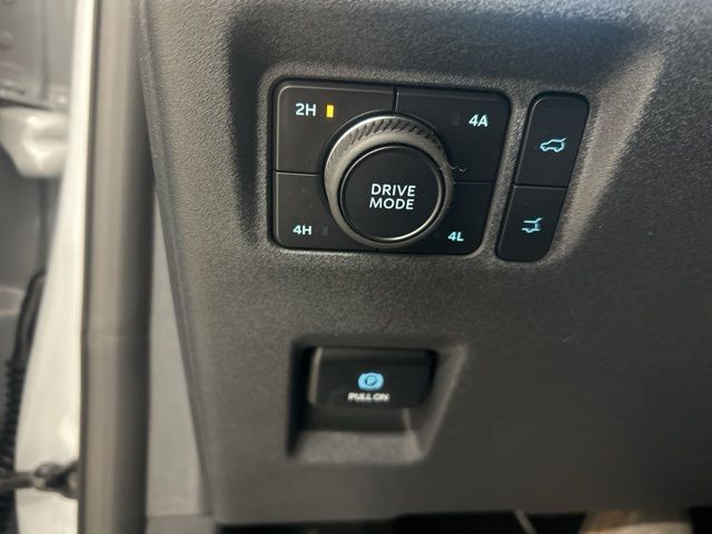 2026 Ford Expedition Platinum - Photo 16