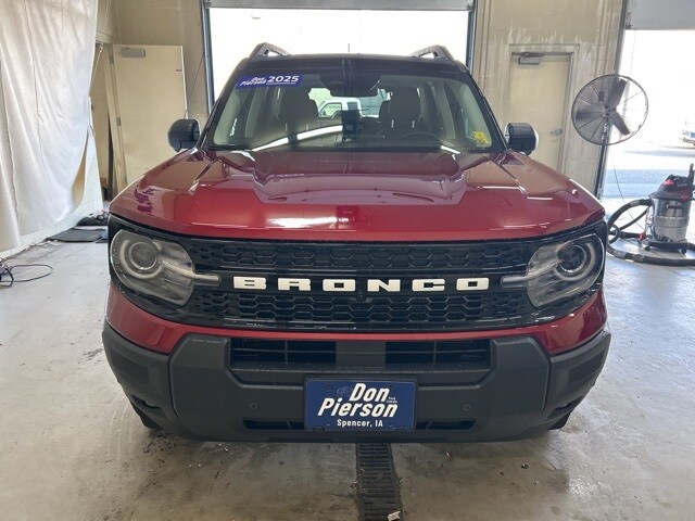 2025 Ford Bronco Sport Outer Banks photo 2