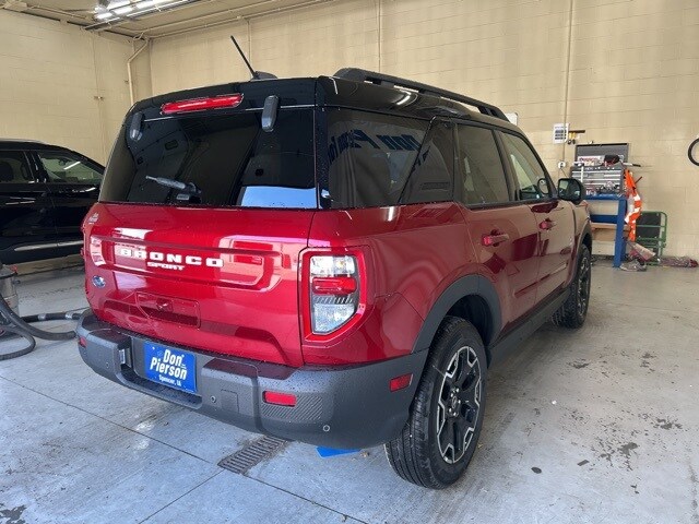 2025 Ford Bronco Sport Outer Banks photo 4