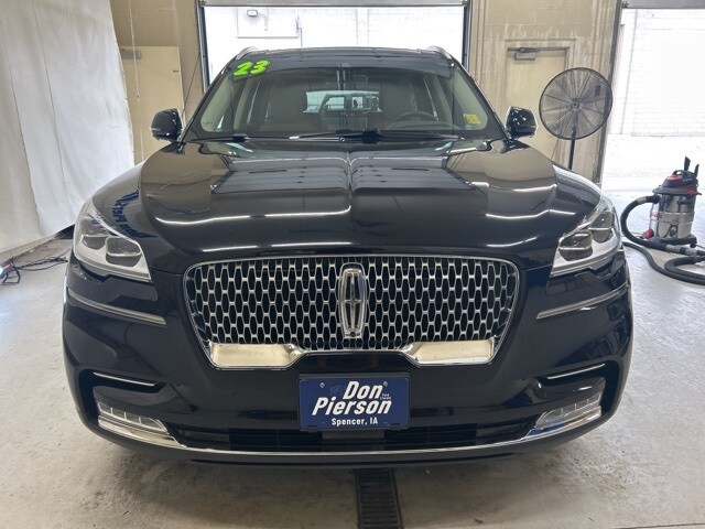 2023 Lincoln Aviator Reserve photo 2