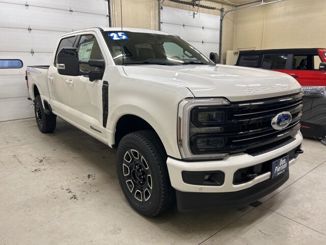 2025 Ford F-350 photo 3