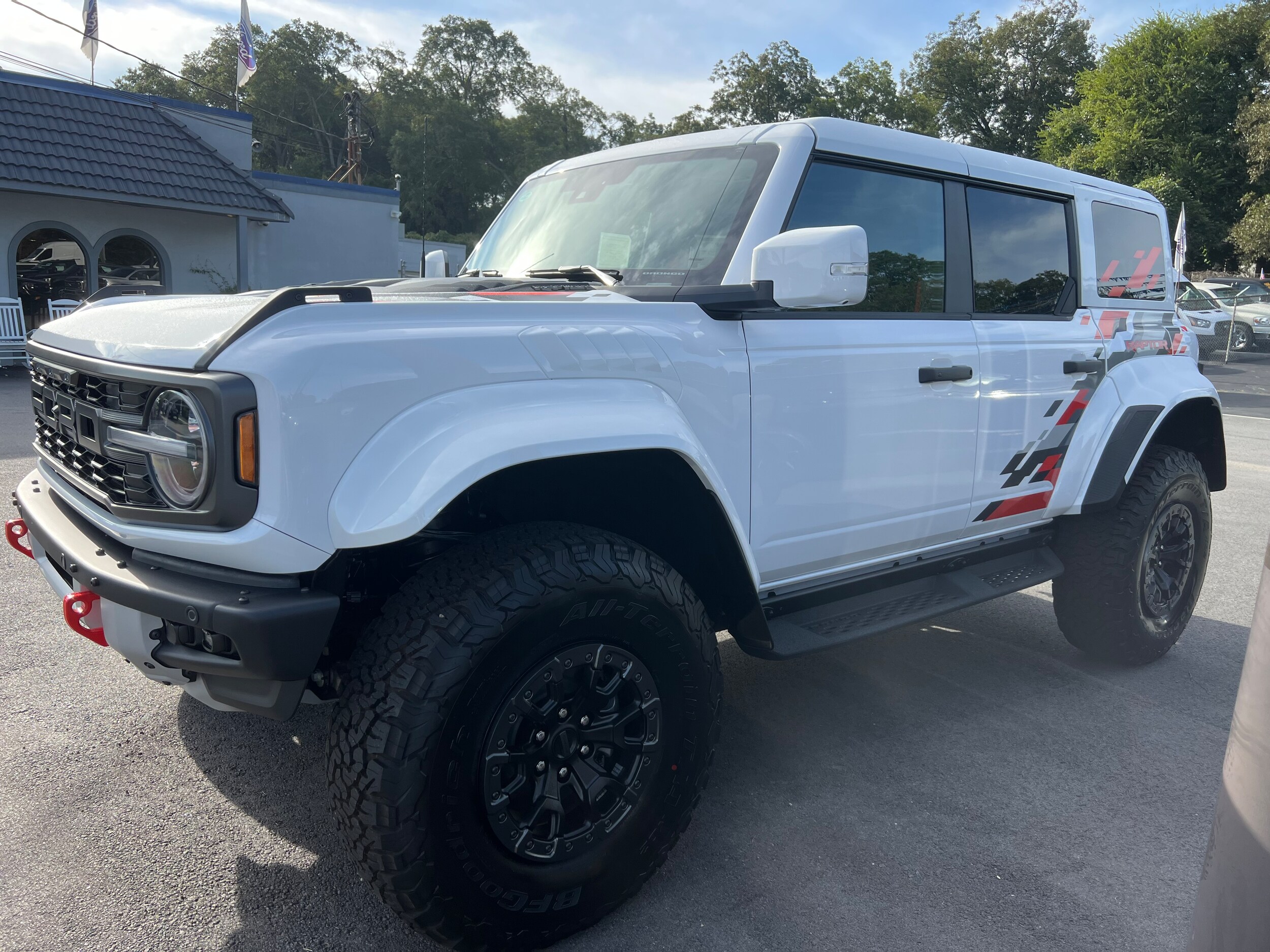 2025 Ford Bronco Raptor photo 2