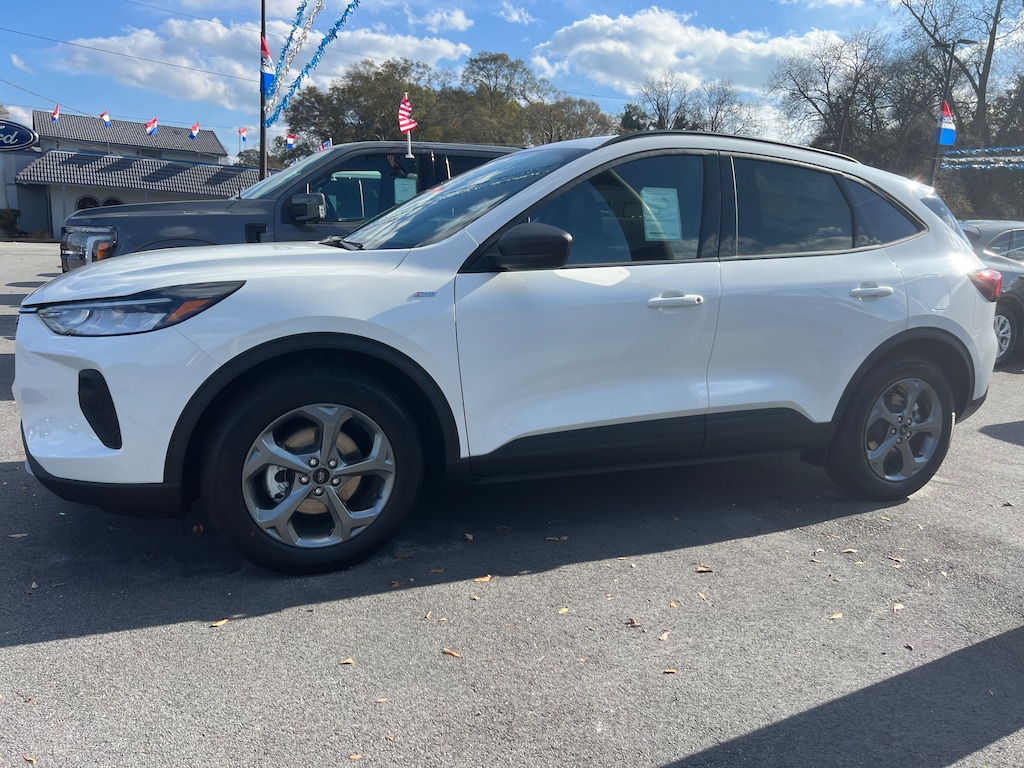 New 2026 Ford Escape ST-Line SUV