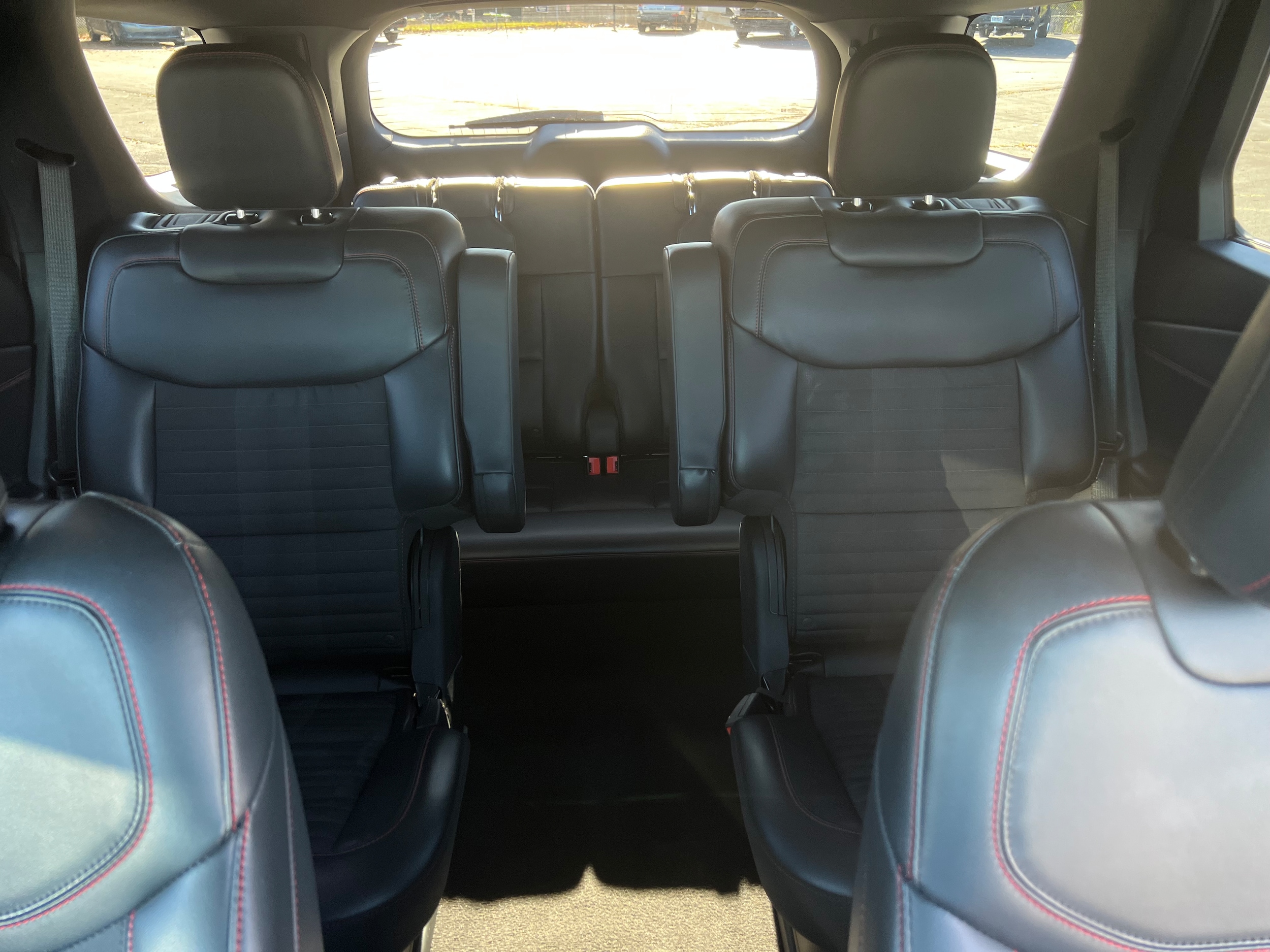 2025 Ford Explorer ST-LINE - Photo 14