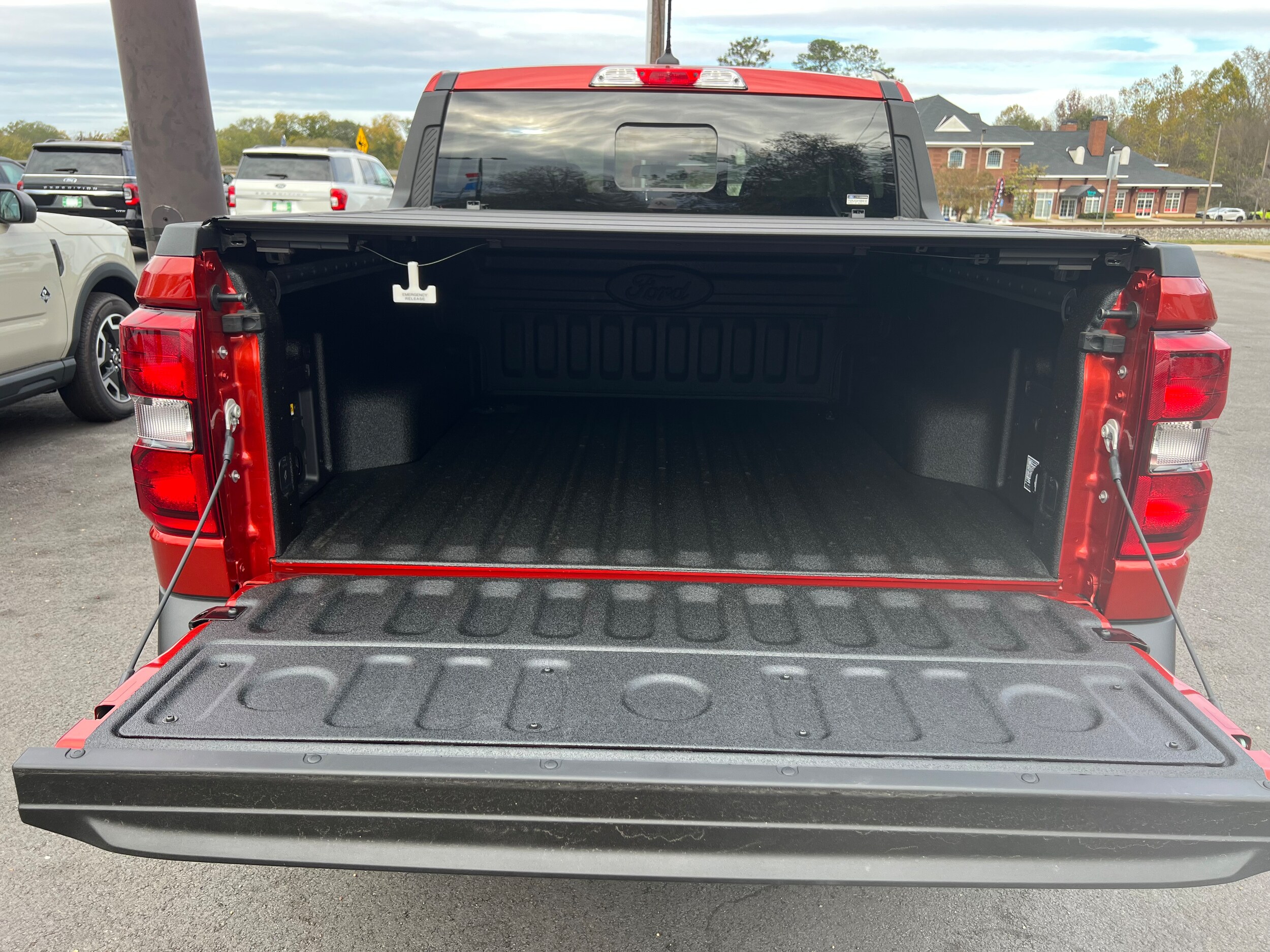 2024 Ford Maverick Lariat photo 3