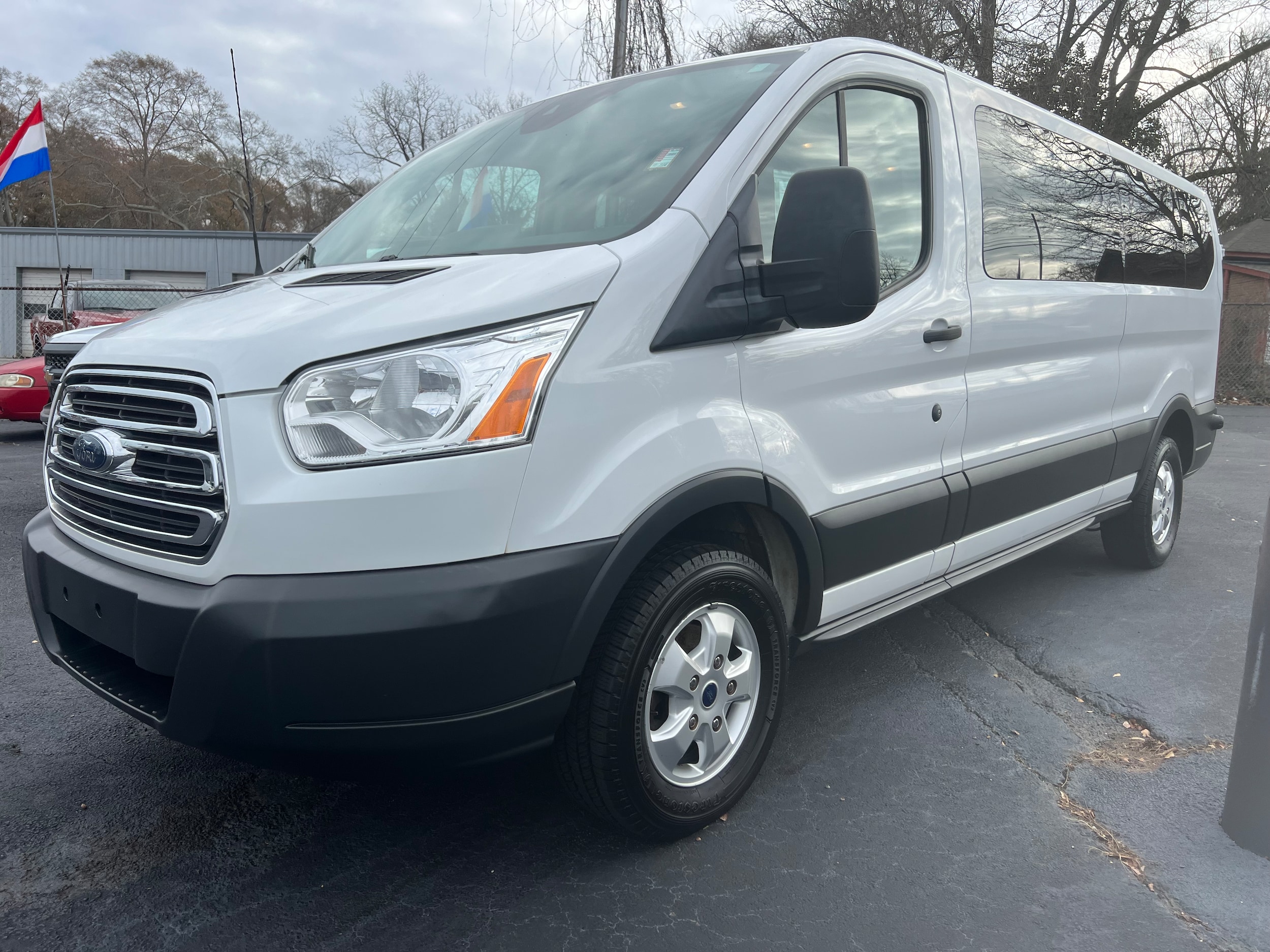 Used 2018 Ford Transit Wagon XLT with VIN 1FBZX2YM4JKA53235 for sale in Villa Rica, GA