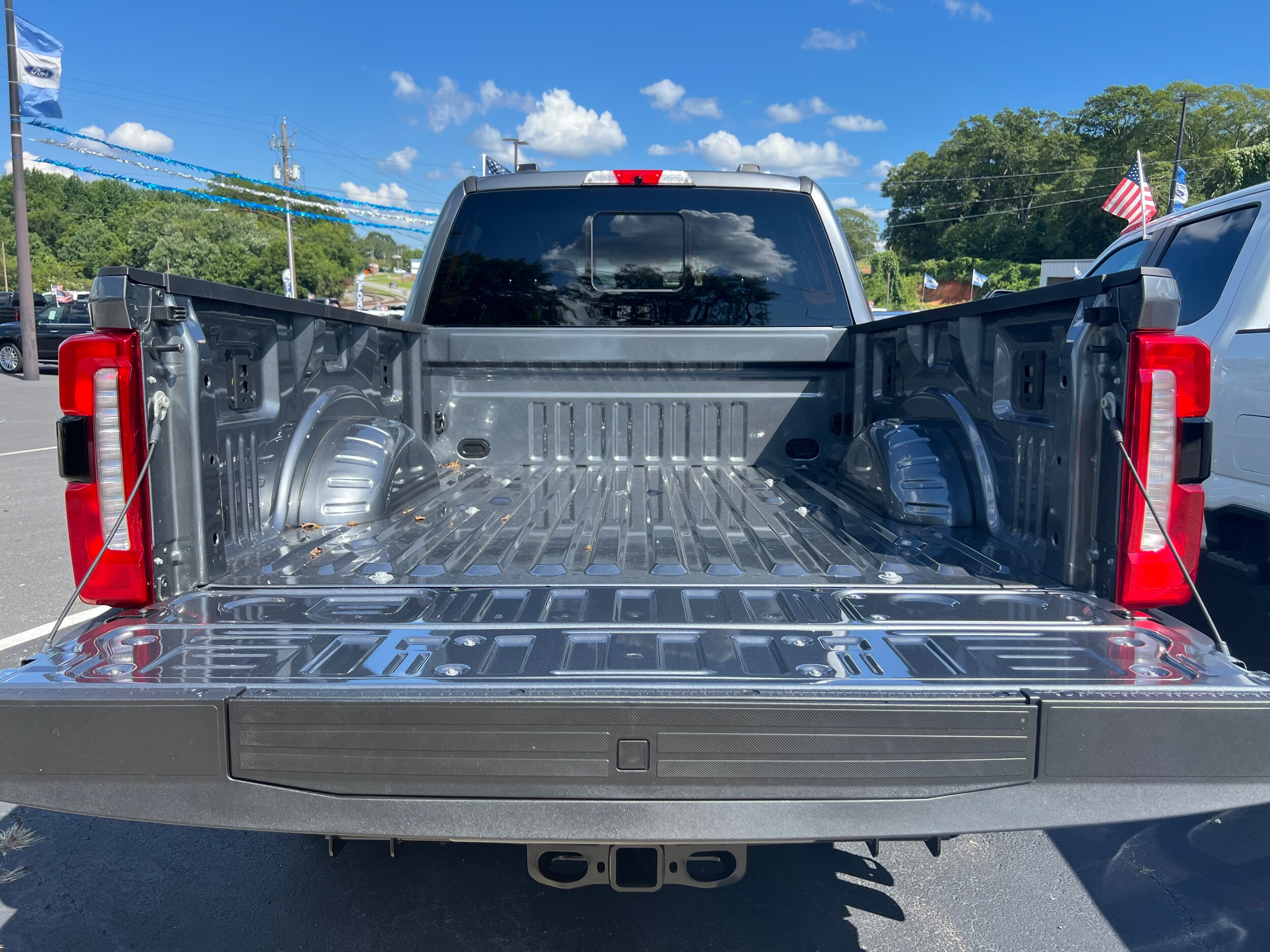 2024 Ford F-350 Lariat photo 4