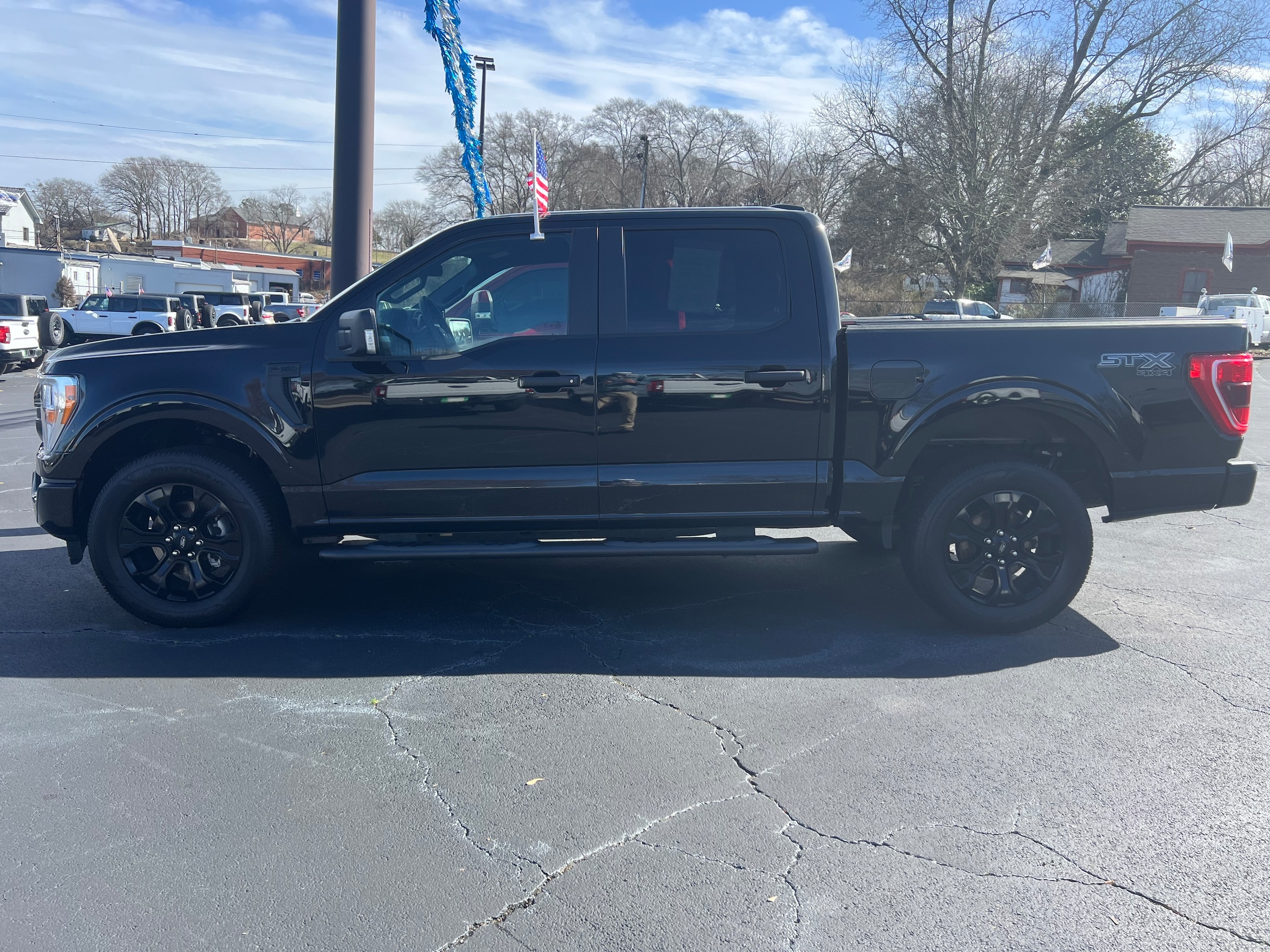 Used 2022 Ford F-150 XL with VIN 1FTFW1E52NFC05925 for sale in Villa Rica, GA