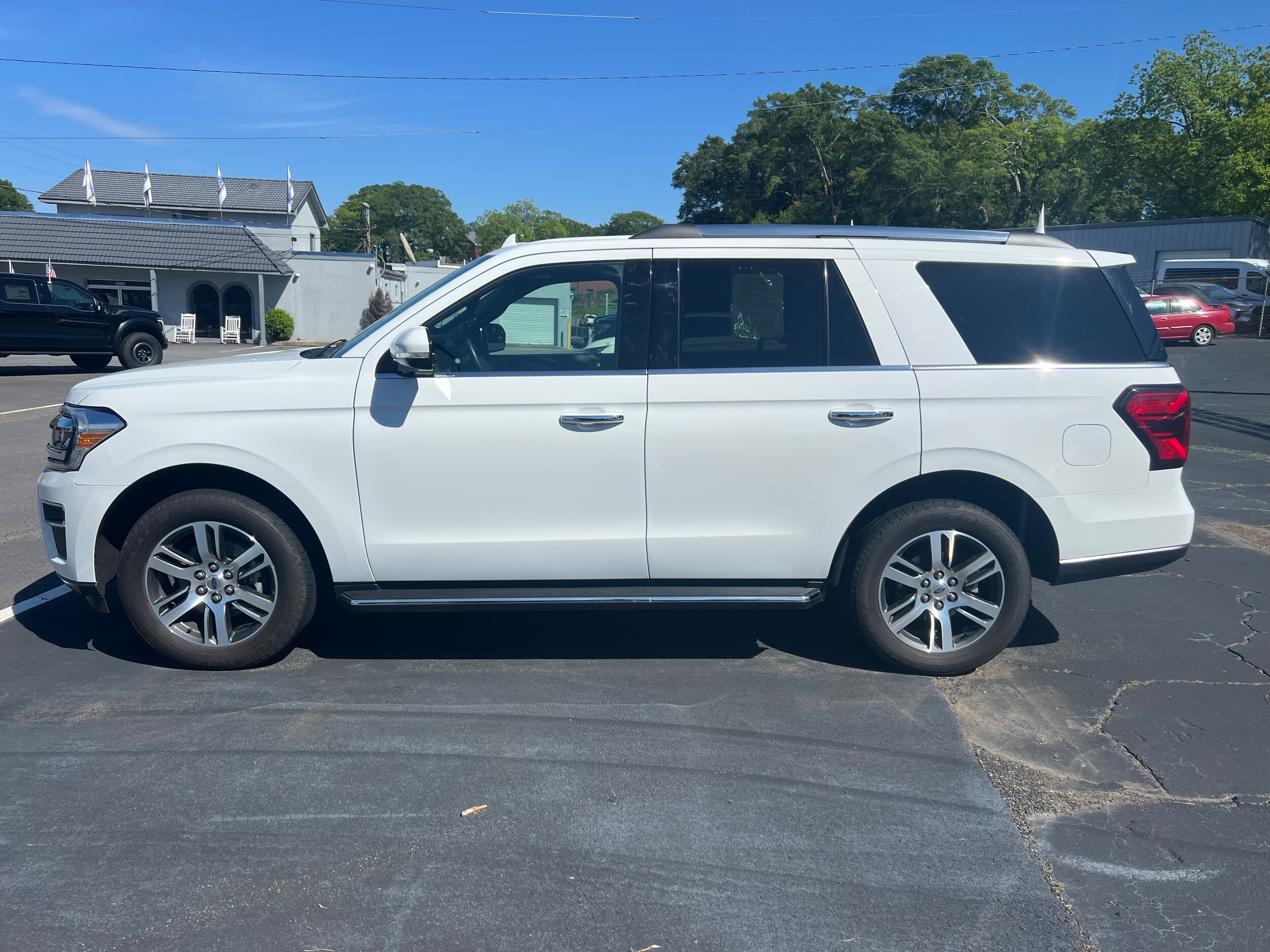 Used 2023 Ford Expedition Limited with VIN 1FMJU1K80PEA60242 for sale in Villa Rica, GA