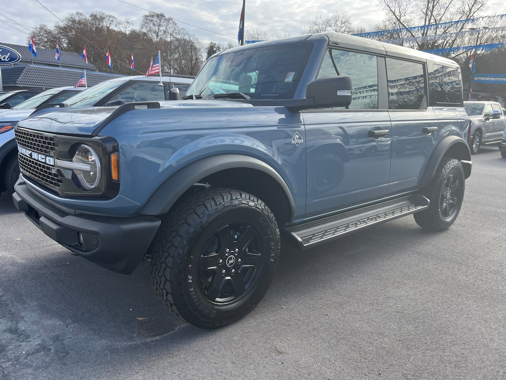 New 2025 Ford Bronco Outer Banks SUV
