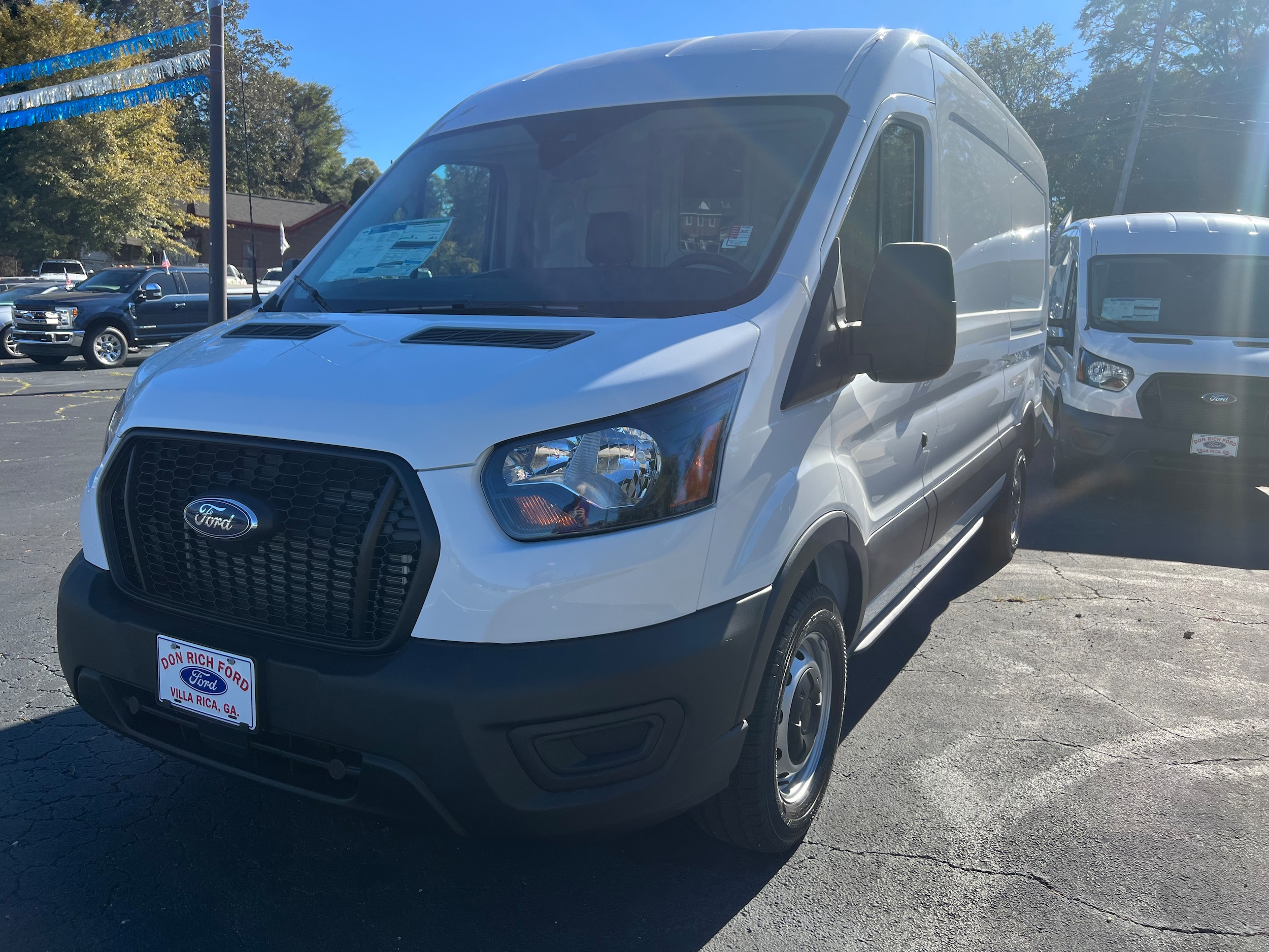 2025 Ford Transit Van Base's photo