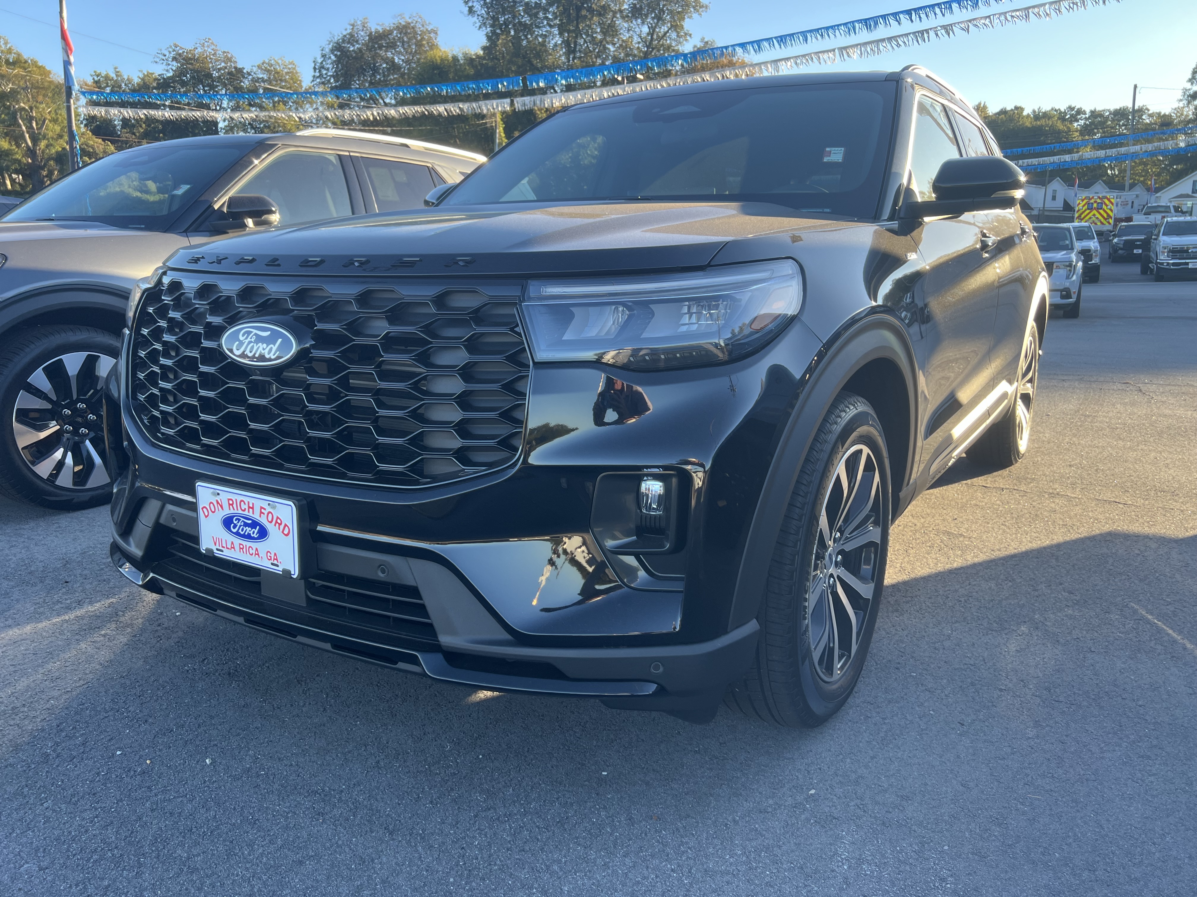 2027 Ford Explorer ST-Line SUV