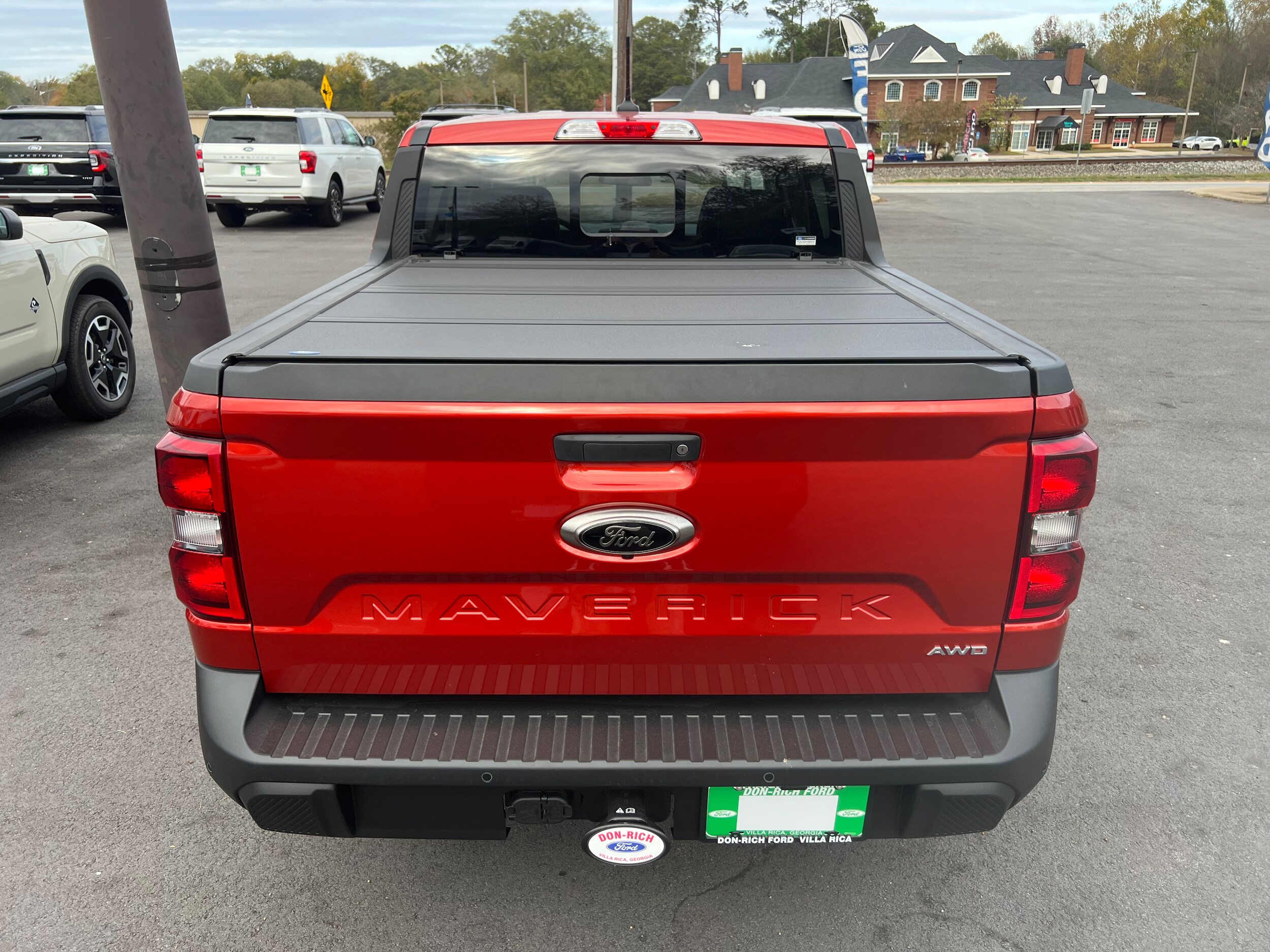 2024 Ford Maverick Lariat photo 2