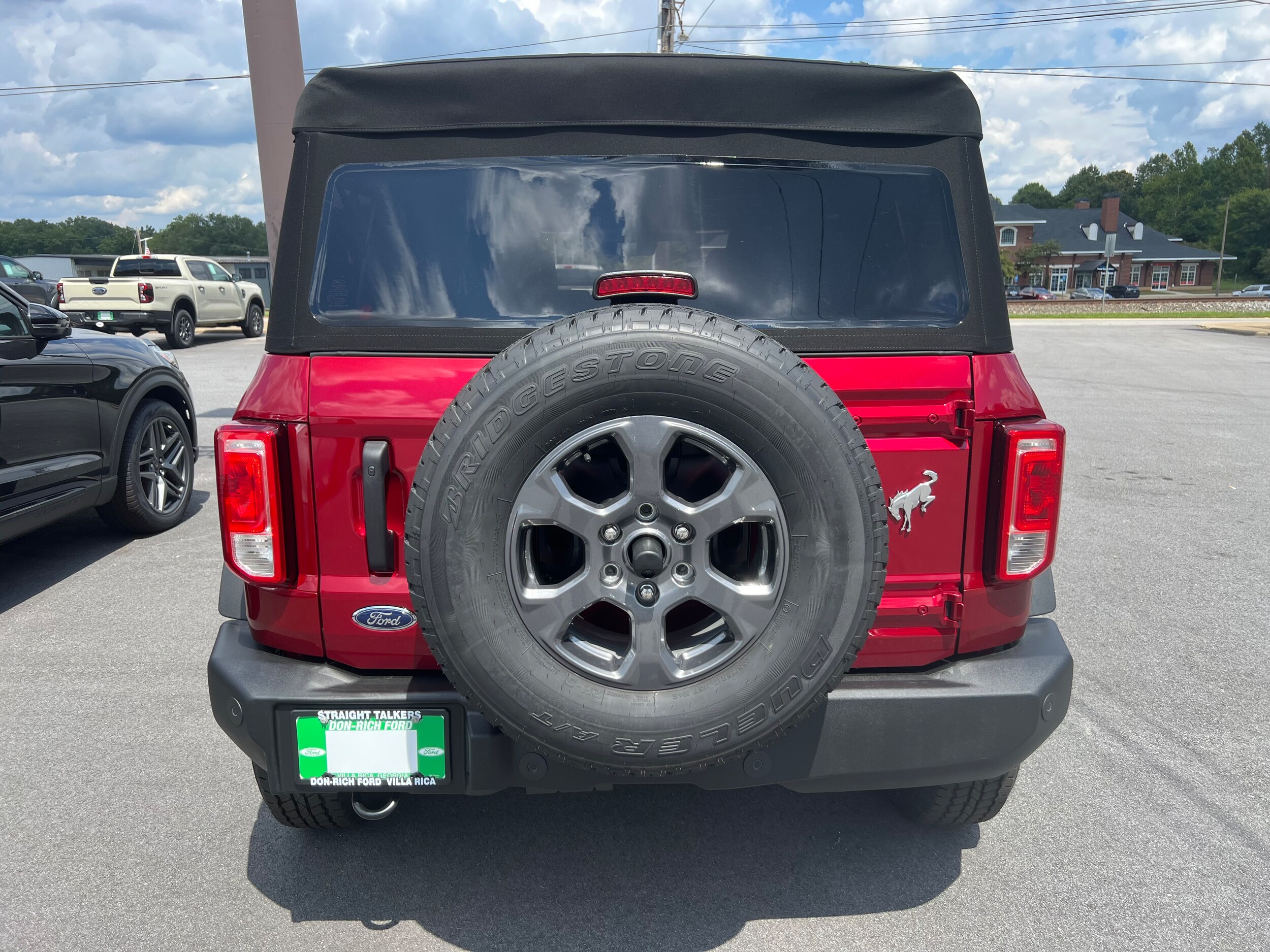 2025 Ford Bronco Big Bend photo 2
