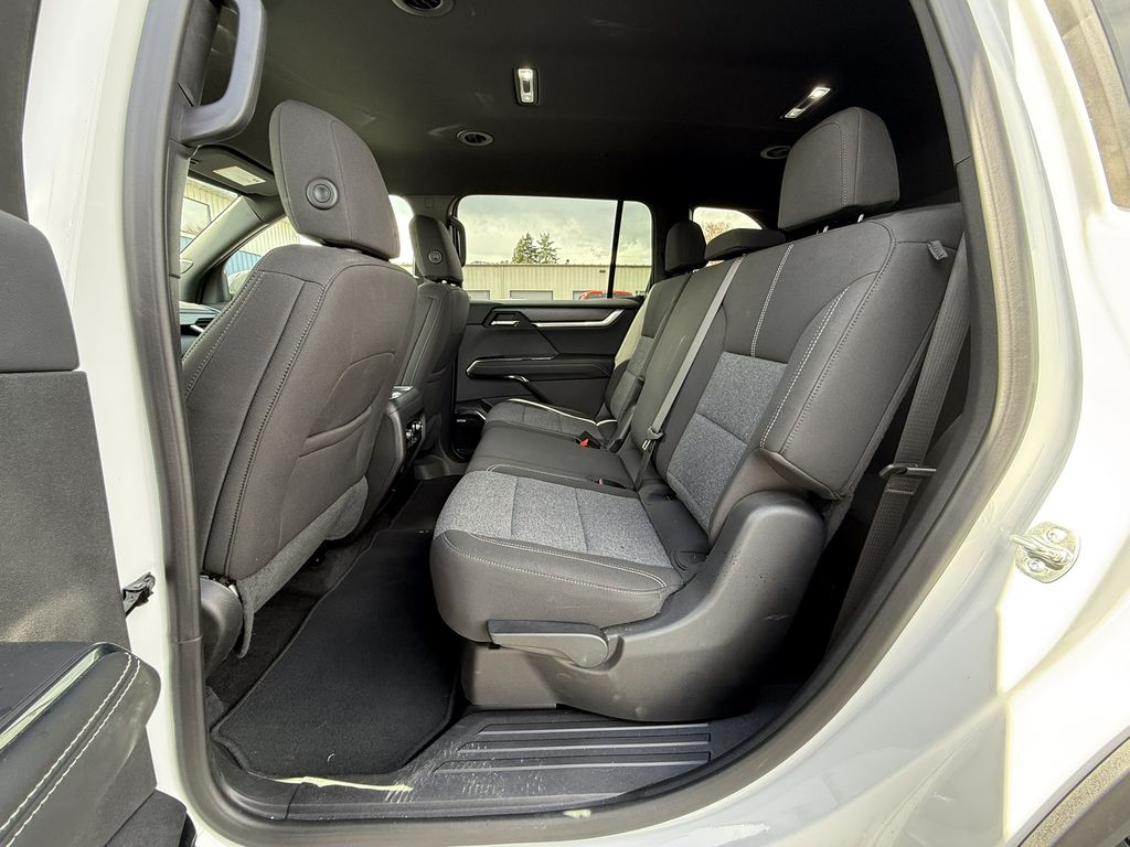 2025 GMC Acadia Elevation - Photo 26