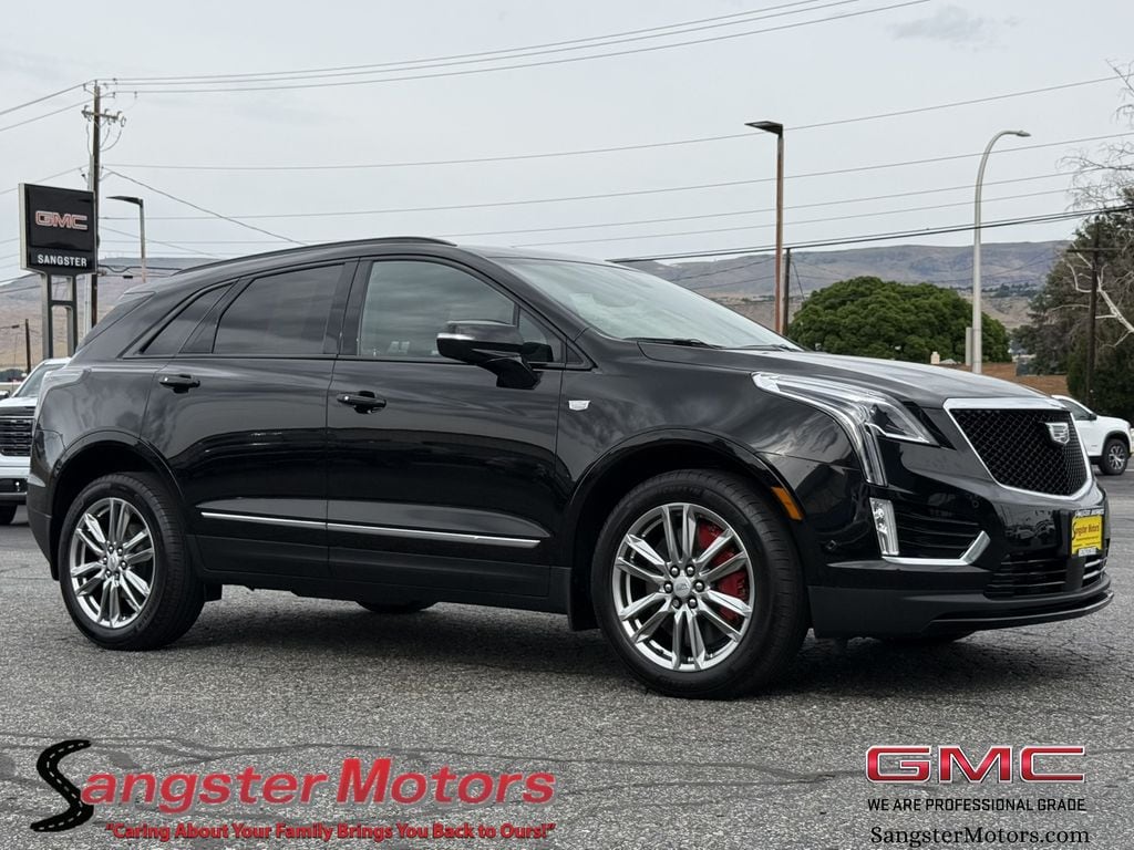 2025 Cadillac XT5 Sport AWD's photo