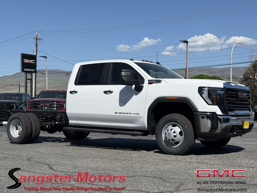2026 GMC Sierra 3500 Chassis Cab