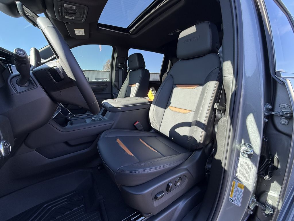2026 GMC Sierra 2500HD AT4 - Photo 23